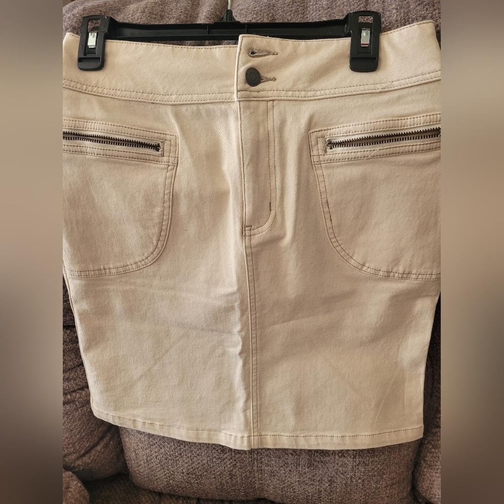 Prana mini skirt NEW!   Great offwhite color is good for fall, paired with boots
